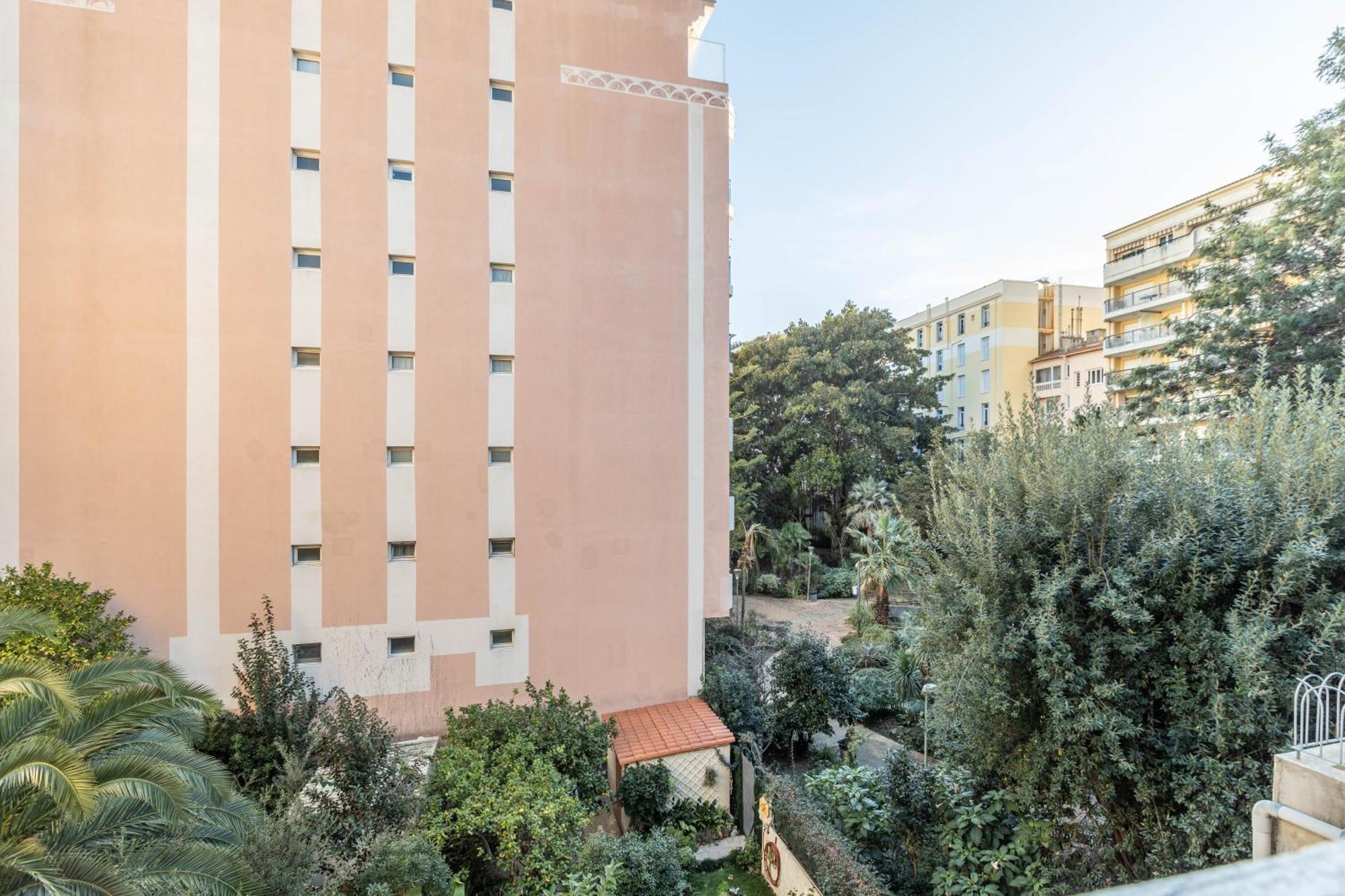 Апартаменты Menton Casino Экстерьер фото